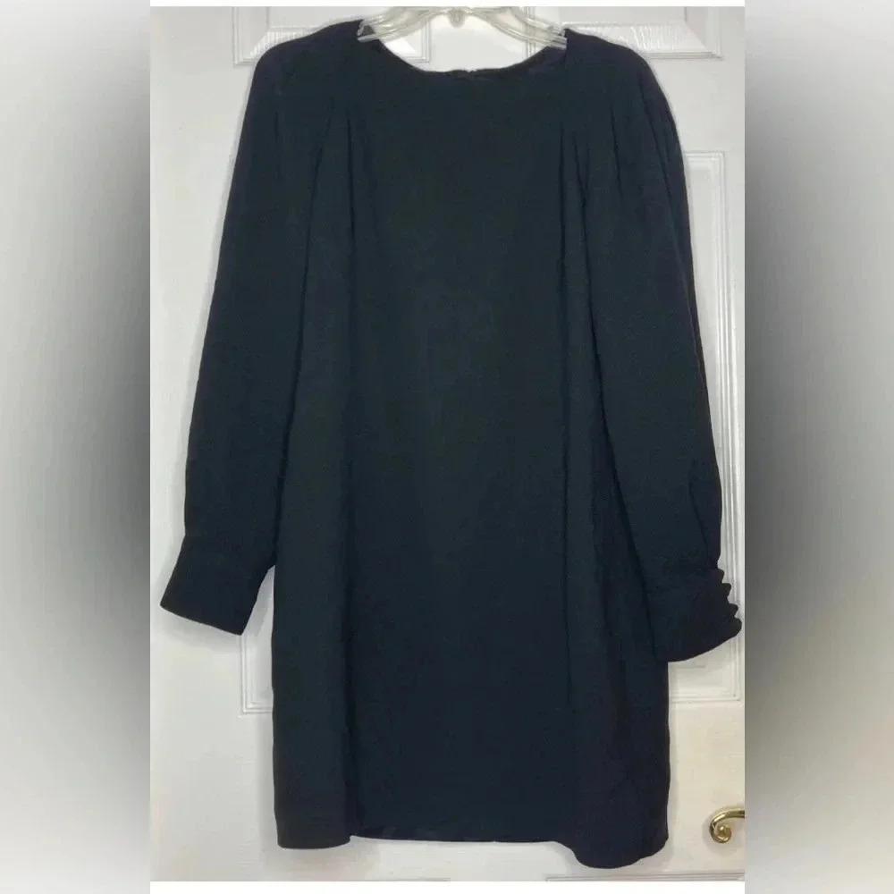 Woman TRINA TURK Black Long Puff Sleeve Button Detail Dress Sz 4 EUC LBD